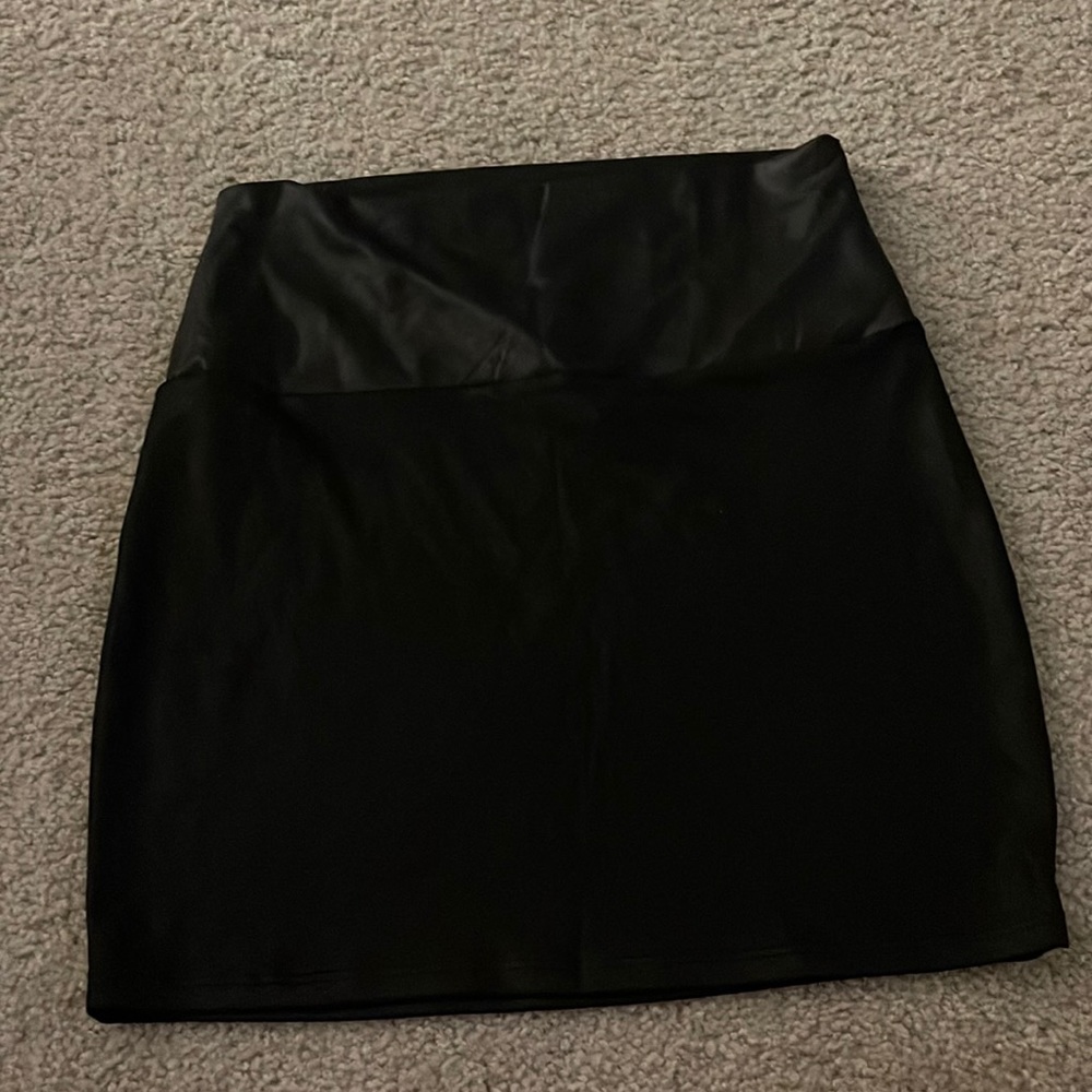fake leather skirt